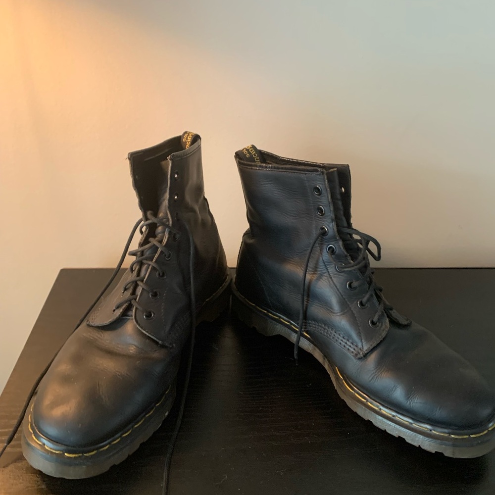 Black Leather Lace-Up Combat Boots - Unknown Brand - Picture 3 of 4